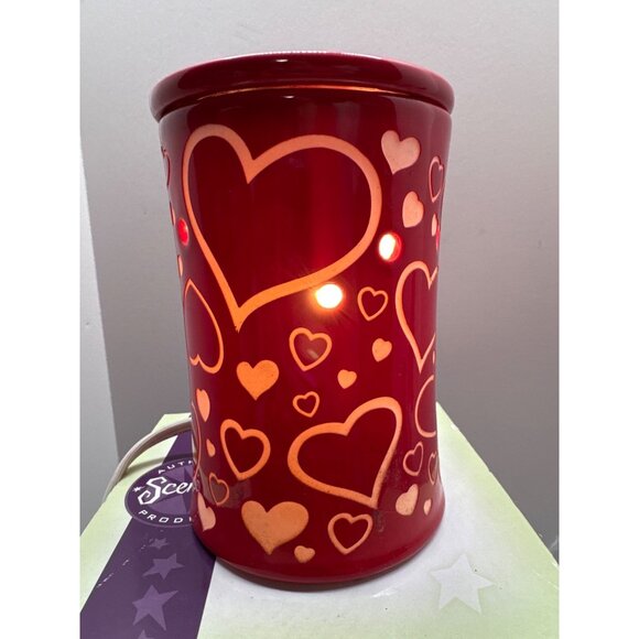 Scentsy "I Heart You" Electric Wax Warmer - Red Heart Pattern 2010 - Picture 1 of 8